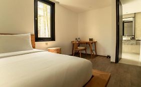 The Istana Hotel Uluwatu (bali) 2* Indonesia